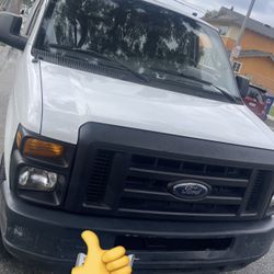 2008 Ford E-150
