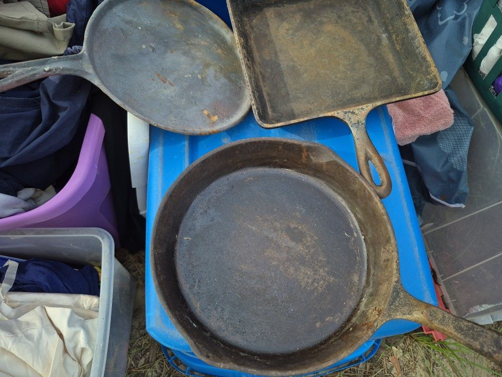 Set Of 3 VINTAGE Cast Iron Pans(all Included)