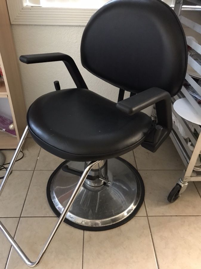 Recliner barber chair, hairdryer chair, nail polish rack