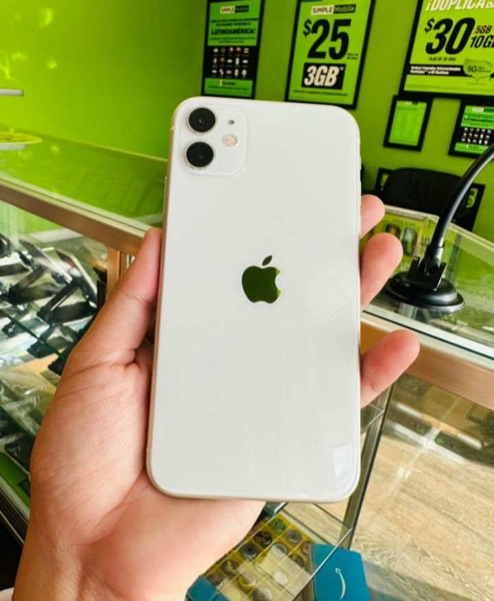 APPLE IPHONE 11 64GB UNLOCKED.  NO CREDIT CHECK $1 DOWN PAYMENT OPTION.  3 MONTHS WARRANTY * 30 DAYS RETURN * 