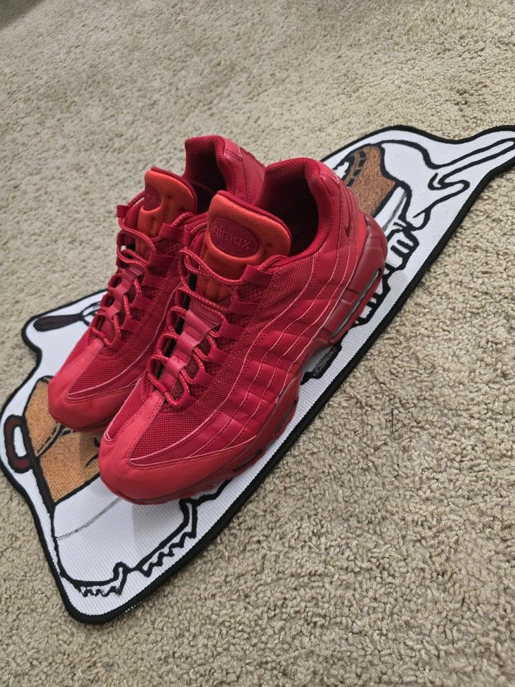 Nike Air Max 95 Varsity Red Size 13M