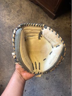 Easton Baseball Catcher’s Glove