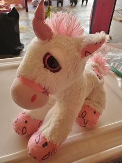 Stuffed animals (LIKE NEW)