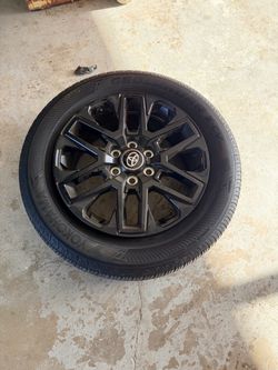 Toyota Gloss Black Alloy Wheel with Yokohama Tire