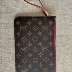 Louis Vuitton Neverfull Pouch Monogram