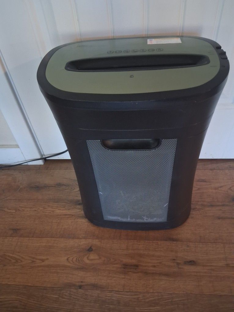 Royal Paper Shredder