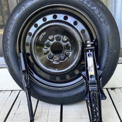 Spare Wheel Tire With Jack