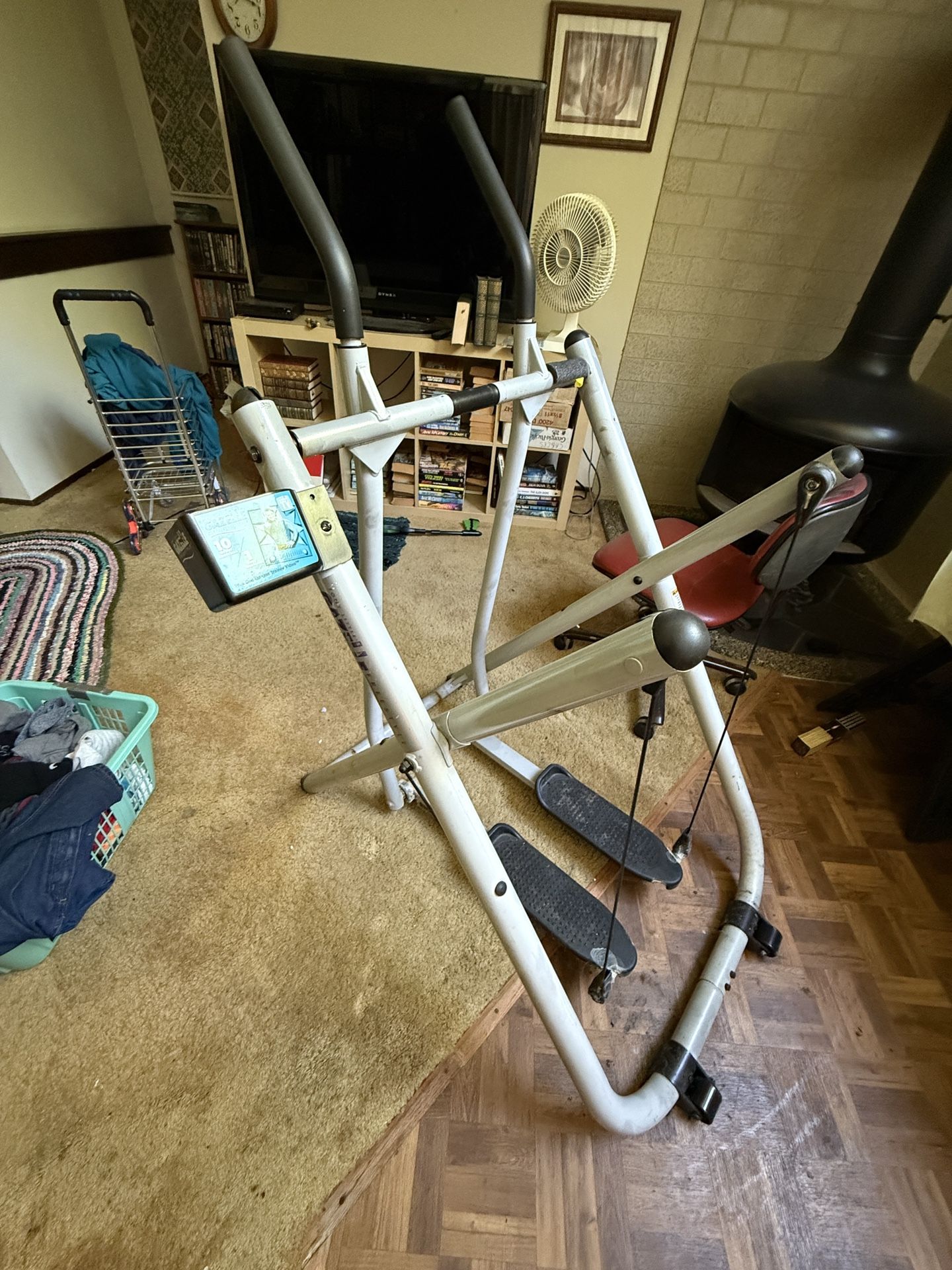 FREE Exercise Machine-elliptical Walking