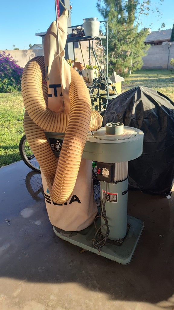 Delta Saw Dust collector
