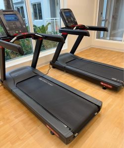 Star Trac 4 Series Treadmill