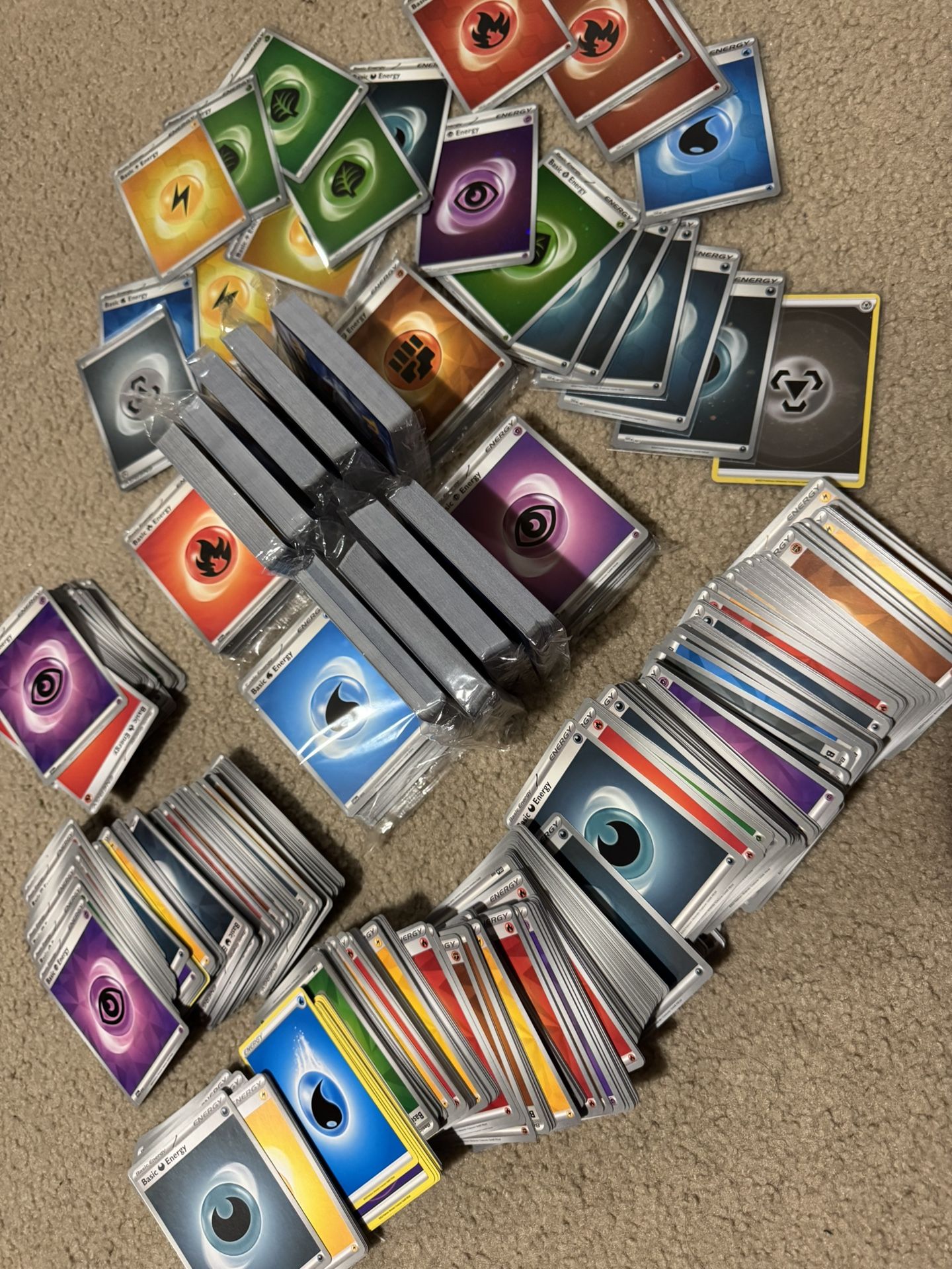 Pokemon Energy Cards 2100+ Ct