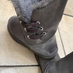 Boots UGG grey, Size USA 8