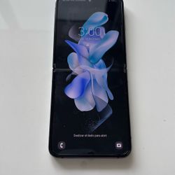 Samsung Z Flip 4 (Unlock) Like New