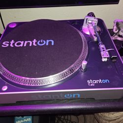 Stanton D60 Direct Drive Turntable 