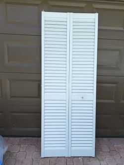 24" X 80" Louver Bifold Closet Door 