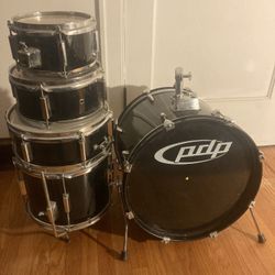 DRUM SET, 5 Piece, Like New