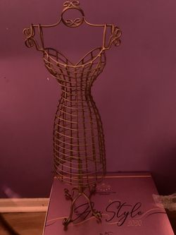 Jewelry Holder/ Design