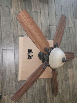 Hunter,  52-inch Indoor/Outdoor Ceiling Fan  Matte Bronze Finish, and LED Light Kit (5 Blades)