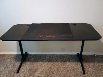 Computer desk