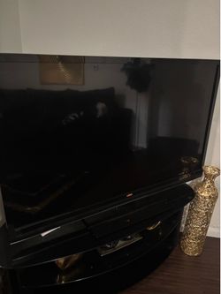 VIZIO 55 INCH TV