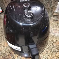Cooks 5.5 Qt Air Fryer