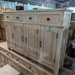 Narrow Four Door Console Washes