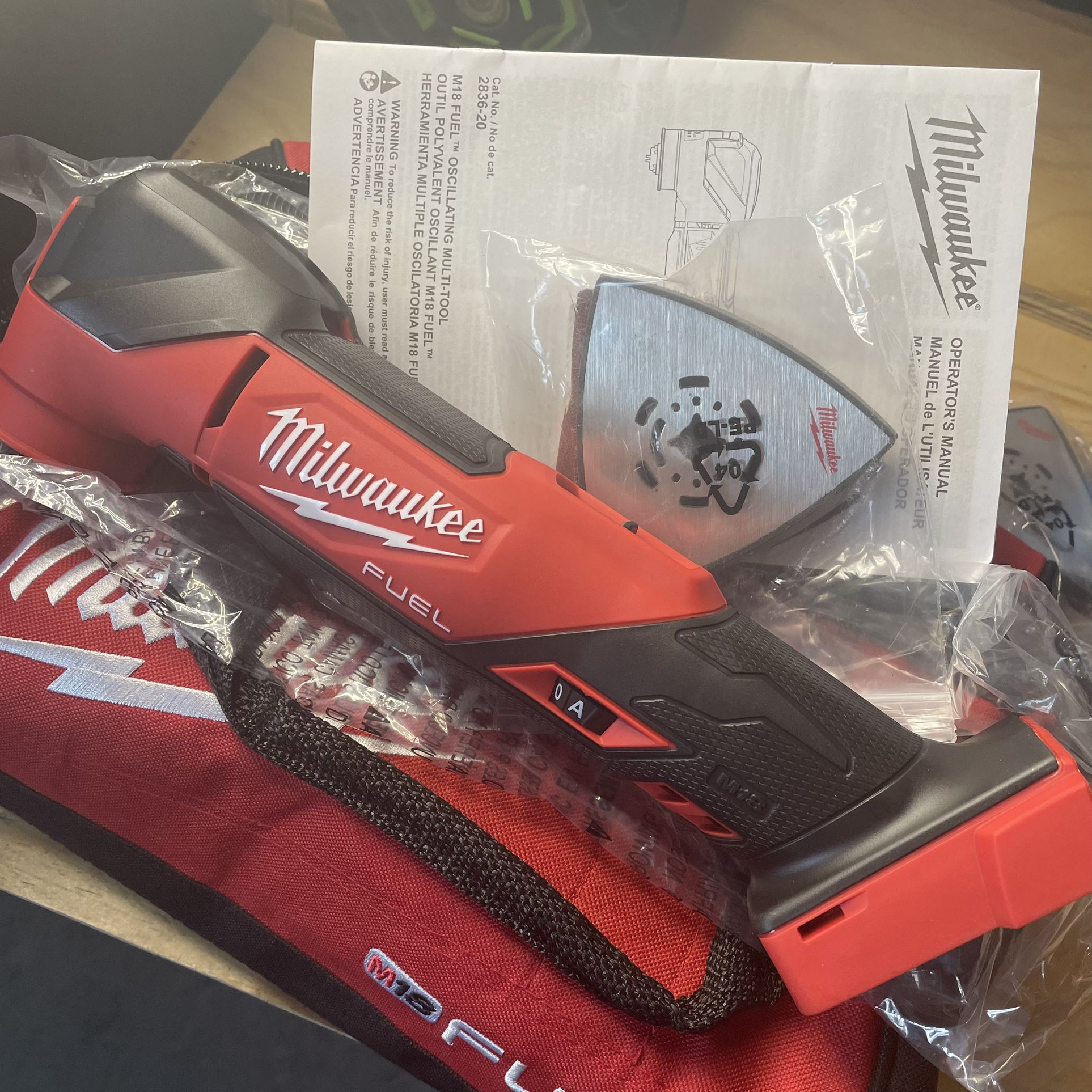 Milwaukee M18 FUEL 18V Lithium-Ion Cordless Brushless Oscillating Multi-Tool  (Tool-Only) 2836-20 for Sale in Council Bluffs, IA OfferUp