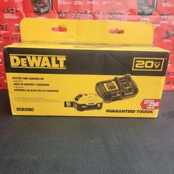 DEWALT 20V MAX LITHIUM-ION 6.0 AH BATTERY AND 6-AMP CHARGER INCLUDED 