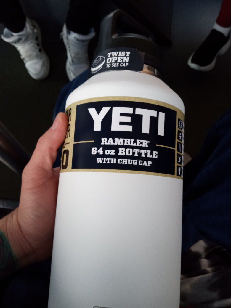 Yeti Rambler 64oz Chug Cap Bottle