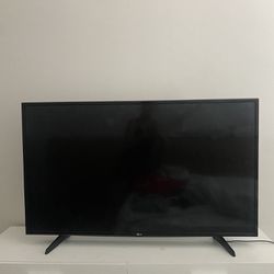 43” Smart LG TV 