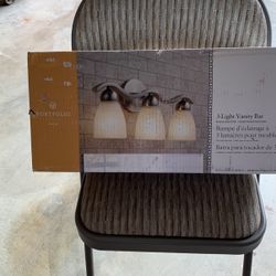 Barrra Para Tocador De Tres Luces