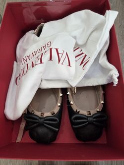 Valentino Rockstud Bow Ballet Flats – 41