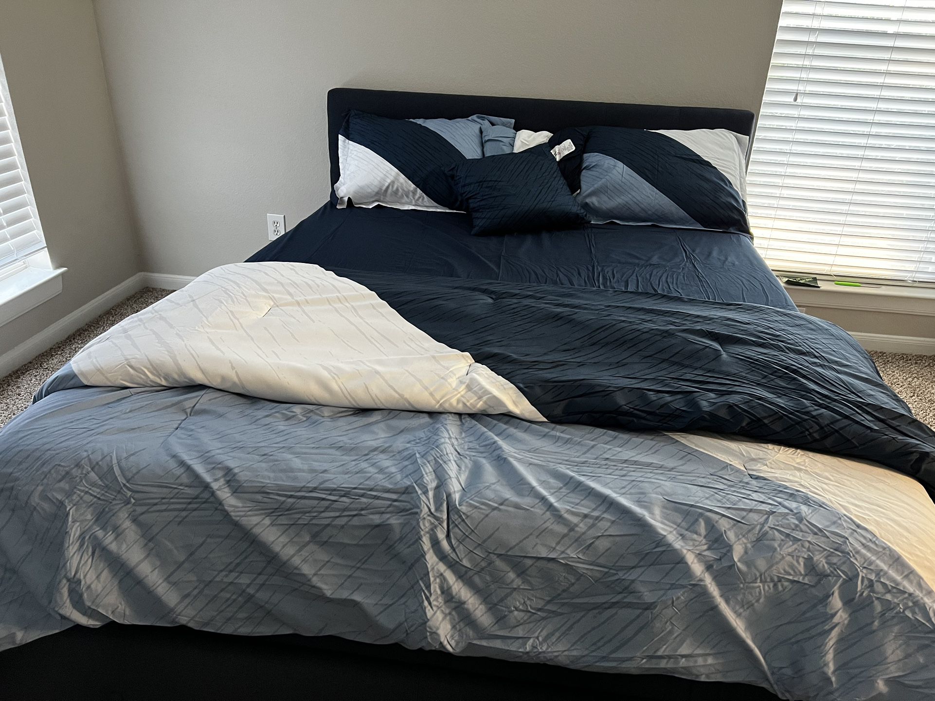 Queen Bed With Storage And Mattress