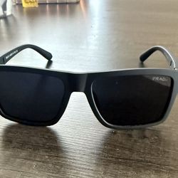 Prada Sunglasses 🕶️