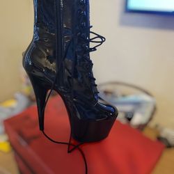 Pole Shoes Size 10 New!!!!