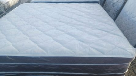 Brand new king size pillowtop mattress and box spring free delivery depends on location