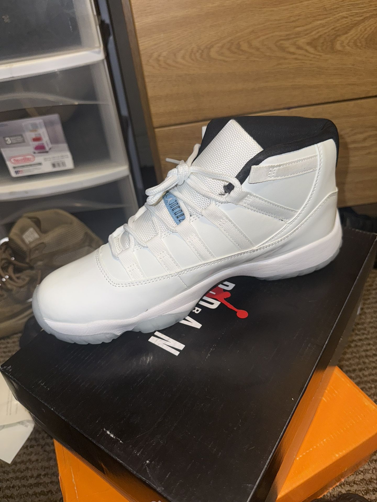 Jordan Retro 11 Legend Blue