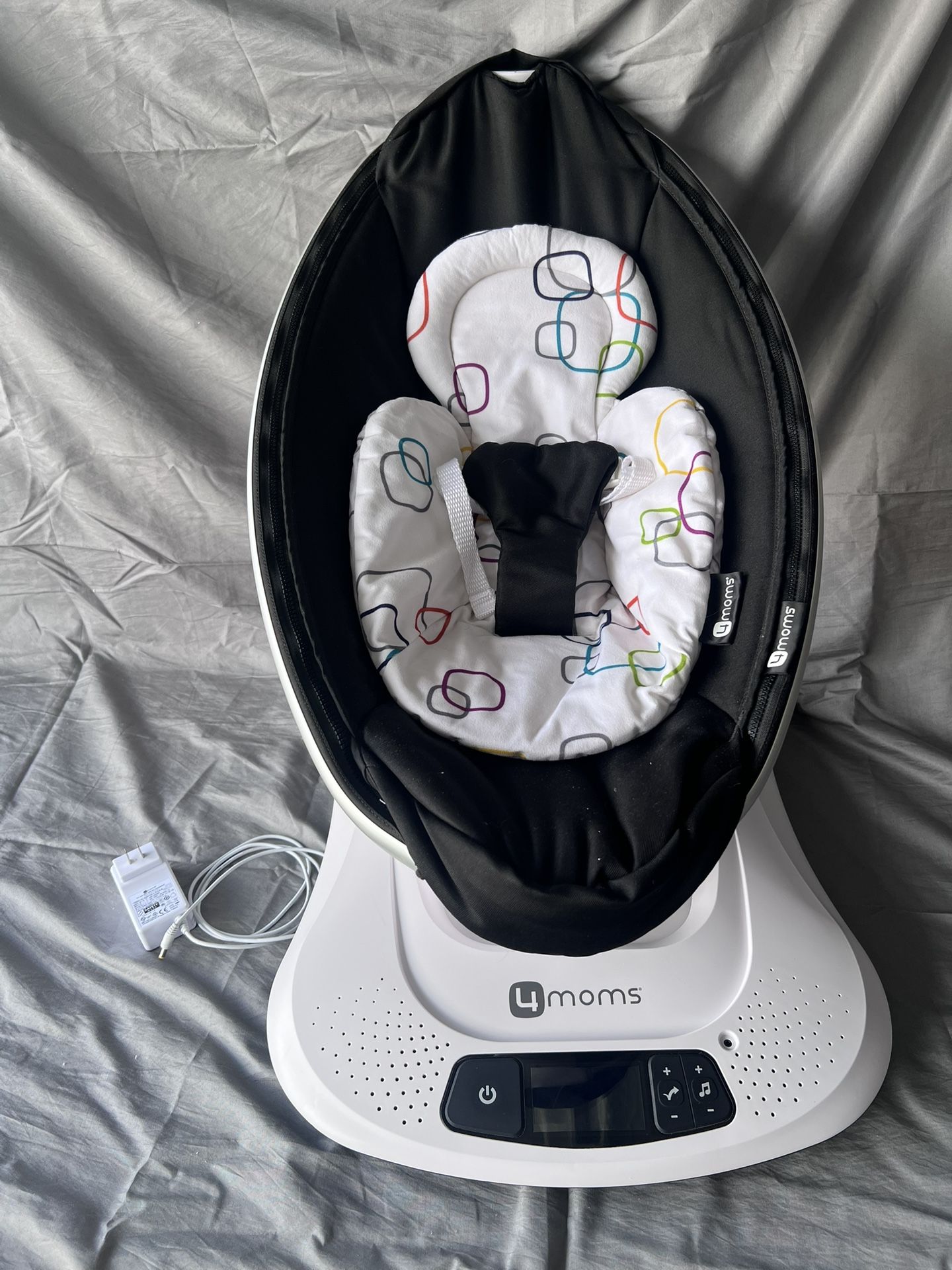 4moms MamaRoo Multi-Motion Baby Swing