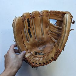 Wilson SB Special Left Hand Throw Leather Baseball Softball Glove A9822 LHT Size 11.5 Inches 