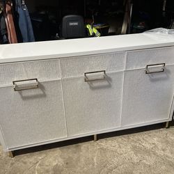 Luxury Michael Amini Palm Gate Cloud White Contemporary Dresser — Gold Accents