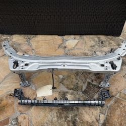 2018 Mercedes AMG C63s Front Radiator Support NEW 