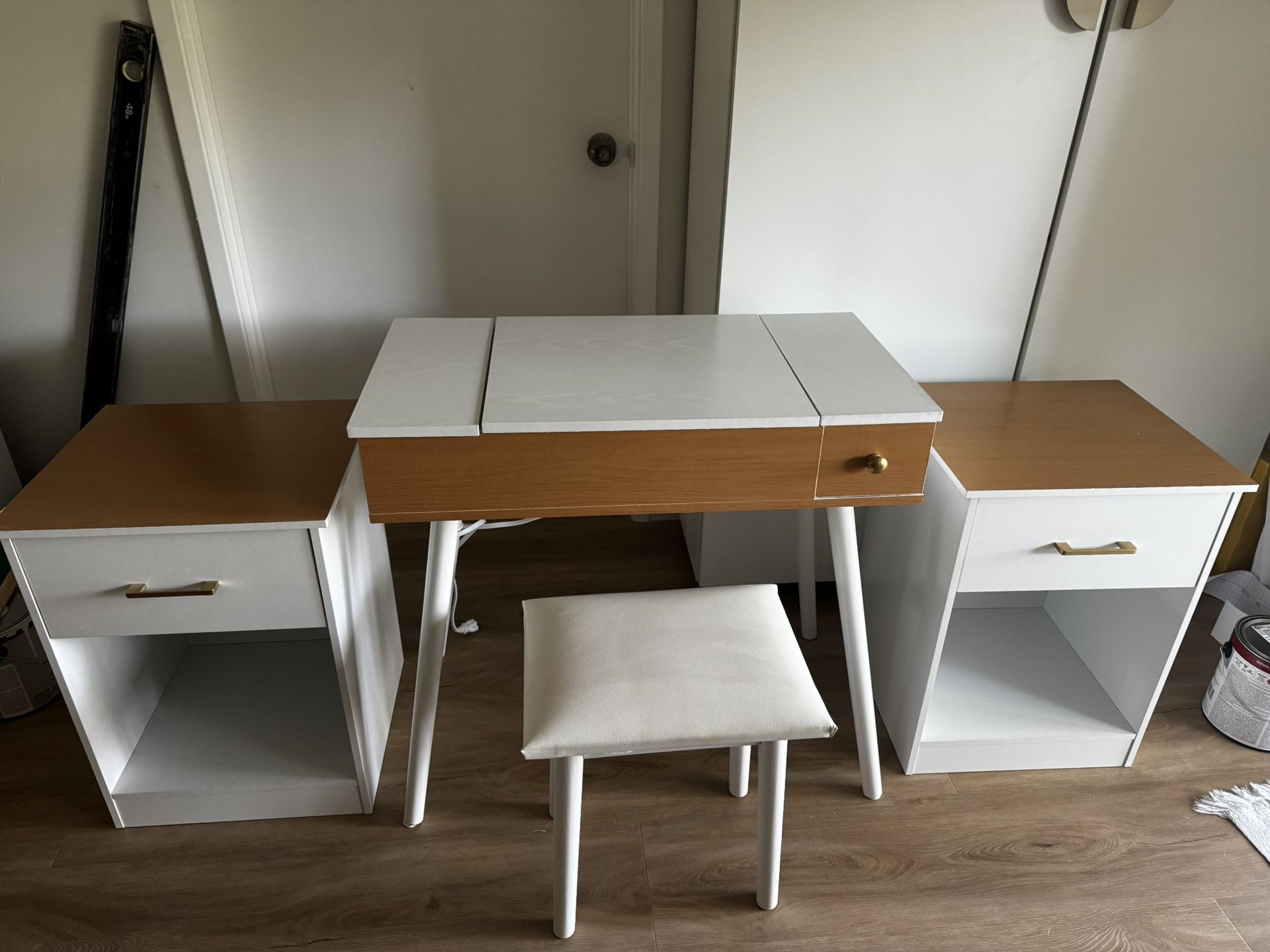 Mirrored light Up vanity And Side Tables