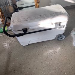 Cooler box