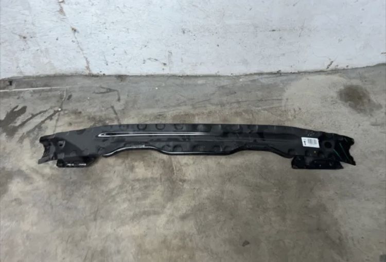 15-18 W205 MERCEDES C63 C300 SEDAN REAR BUMPER REINFORCEMENT BAR OEM (contact info removed)