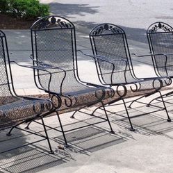 4 Wrought Iron VINTAGE  Rocking Chairs GREAT CONDITION 