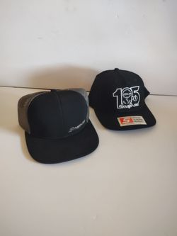 2 brand new Snap-on trucker hat set