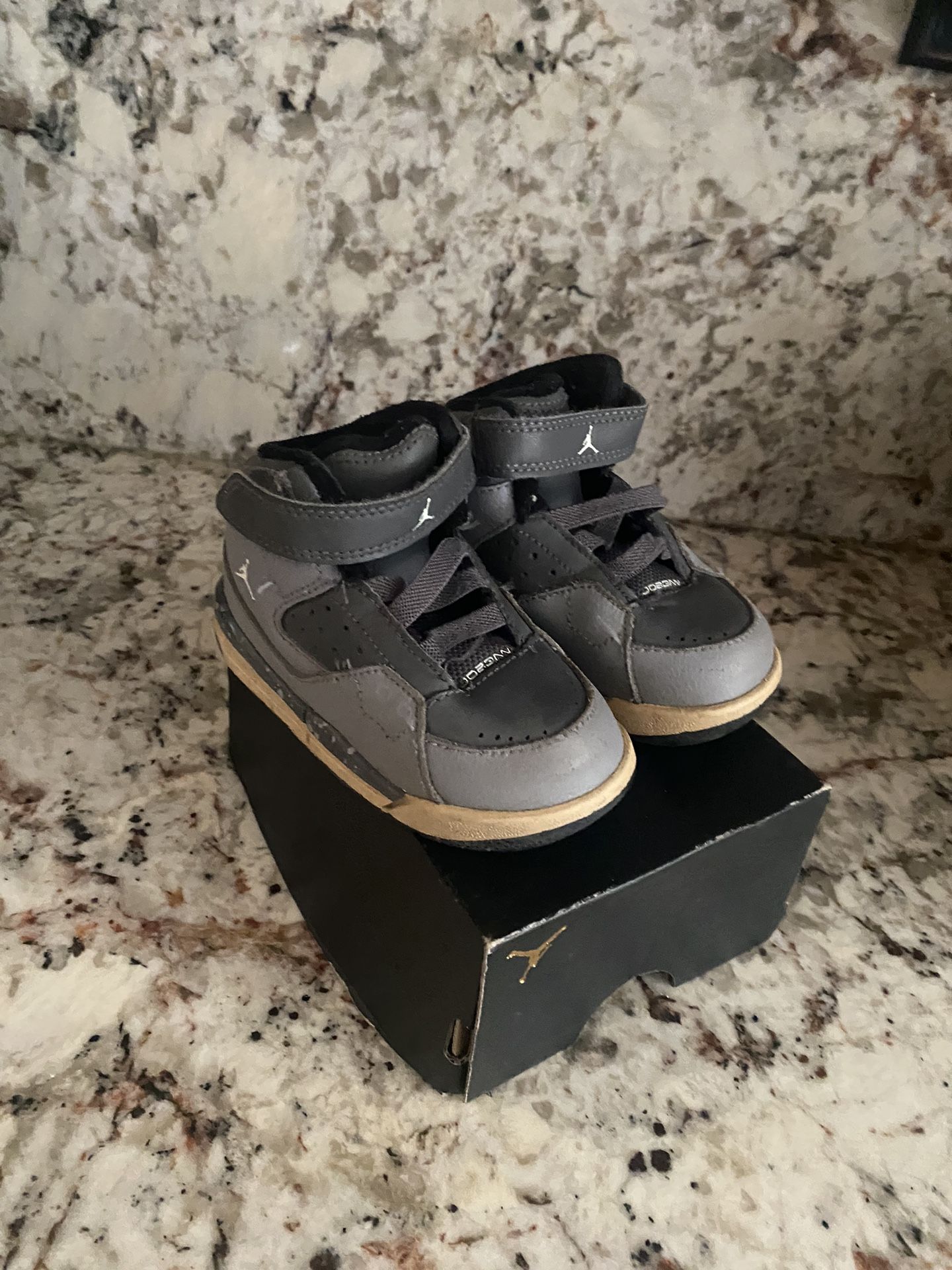 Jordan’s Size 6c