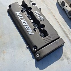 MUGEN B SERIES VALVE COVER!! 275$