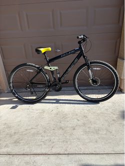 Genesis Incline 21 Speed Mt Bike. 29” Wheels. Full Suspension. Aluminum.