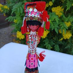 BRAND NEW BEAUTIFUL DOLL DRESSED IN COLORFUL COSTUME 